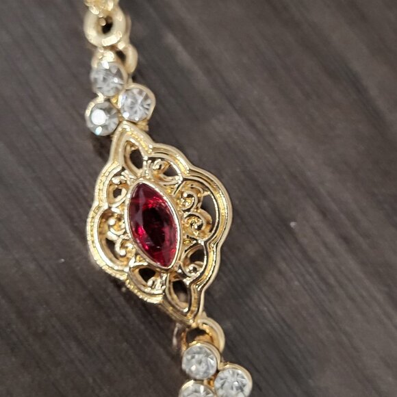 Sunspicems Exquisite Morocco Choker Necklace - Gold Color - Picture 8 of 15